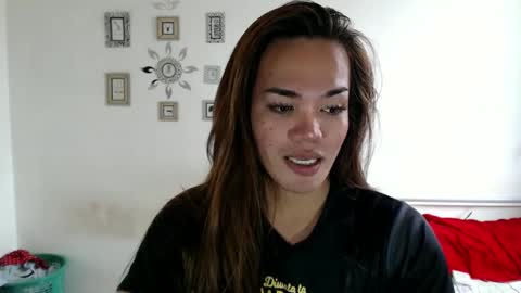 Snapshot of angelic_slutxx chatting on February 25, 4:24 am Yhanna online show from February 25, 4:24 am