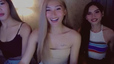 Snapshot of angelicadoll69 chatting on April 15, 12:34 pm Angelica online show from April 15, 12:34 pm