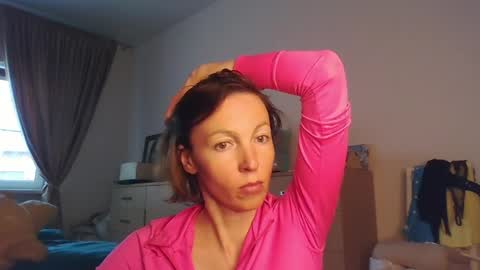 Snapshot of angelicfenix chatting on April 1, 12:06 pm angelicfenix online show from April 1, 12:06 pm