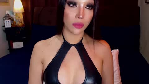 MS. AMALIA online show from January 23, 6:17 am