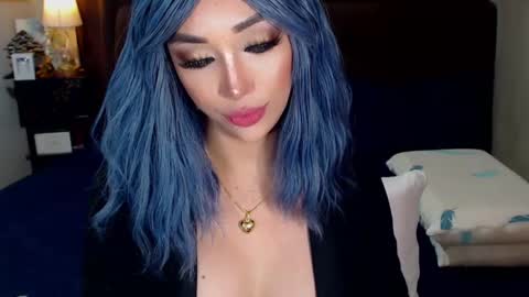 MS. AMALIA online show from January 27, 9:55 am