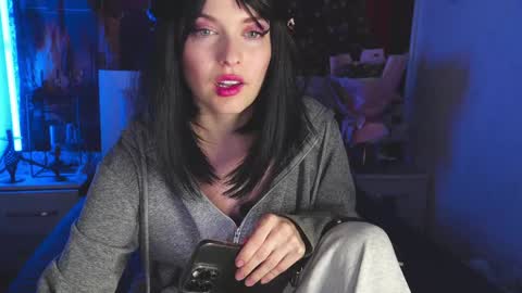 Angelika Rouge online show from January 8, 4:42 pm