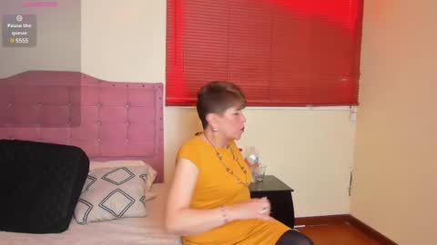 Snapshot of angelina_stone_65 chatting on December 10, 6:06 pm Angelina online show from December 10, 6:06 pm