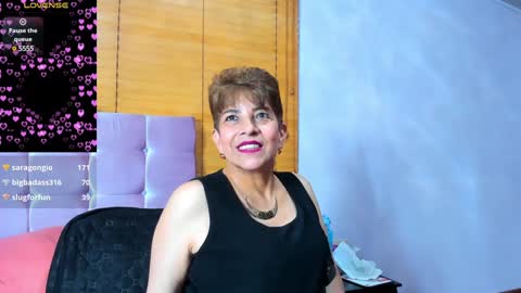 Snapshot of angelina_stone_65 chatting on December 28, 12:47 am Angelina online show from December 28, 12:47 am