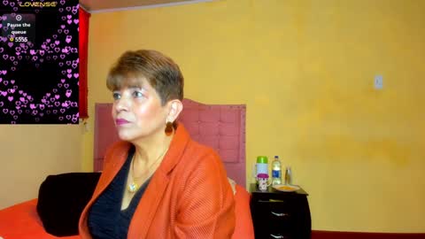 Snapshot of angelina_stone_65 chatting on January 2, 10:22 pm Angelina online show from January 2, 10:22 pm