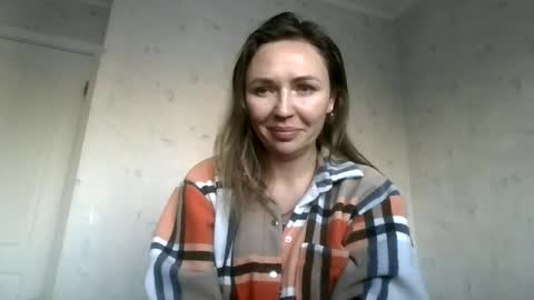 angelinalove28 online show from January 19, 10:30 am