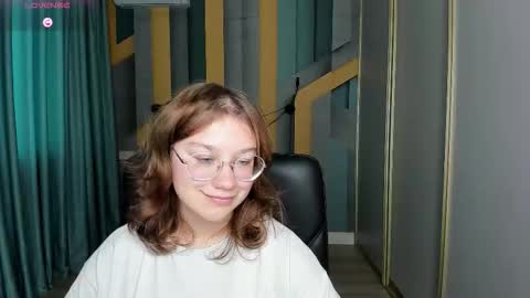 AngelinaLow online show from October 30, 1:56 pm