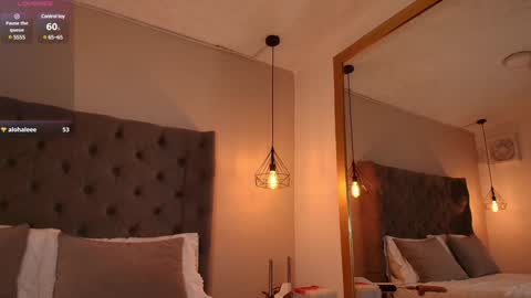 Snapshot of angelinarosss_ chatting on December 5, 2:22 pm online show from December 5, 2:22 pm