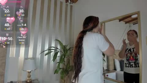 Snapshot of angelinarouse_ chatting on September 28, 10:26 pm angelinarouse_ online show from September 28, 10:26 pm