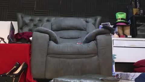 Angel online show from November 11, 5:18 am