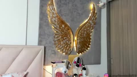 Snapshot of angeline__smith chatting on February 3, 4:32 am Angeline Smith online show from February 3, 4:32 am