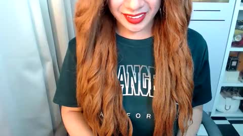 Snapshot of angelinnaxxx chatting on April 3, 6:06 pm Anglina online show from April 3, 6:06 pm