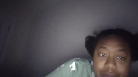 Snapshot of angeliquebelcaliz chatting on January 18, 5:20 am angeliquebelcaliz online show from January 18, 5:20 am