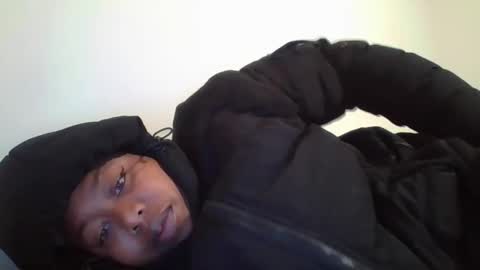 Snapshot of angeliquebelcaliz chatting on February 18, 9:43 am angeliquebelcaliz online show from February 18, 9:43 am