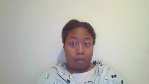 Snapshot of angeliquebelcaliz chatting on February 20, 9:55 am angeliquebelcaliz online show from February 20, 9:55 am