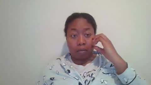 Snapshot of angeliquebelcaliz chatting on February 20, 12:57 pm angeliquebelcaliz online show from February 20, 12:57 pm