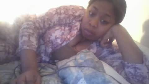 Snapshot of angeliquebelcaliz chatting on March 12, 1:25 am angeliquebelcaliz online show from March 12, 1:25 am