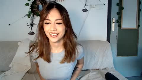 Snapshot of angelkath chatting on October 18, 4:30 pm angelkath online show from October 18, 4:30 pm