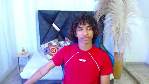 Angel online show from February 16, 9:22 pm