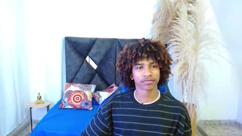 Angel online show from March 4, 8:26 pm