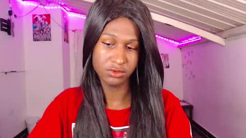 Snapshot of angell_dustt chatting on December 29, 3:54 am Danielle online show from December 29, 3:54 am