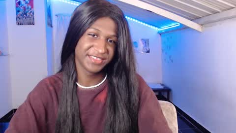 Snapshot of angell_dustt chatting on January 20, 1:18 am Danielle online show from January 20, 1:18 am