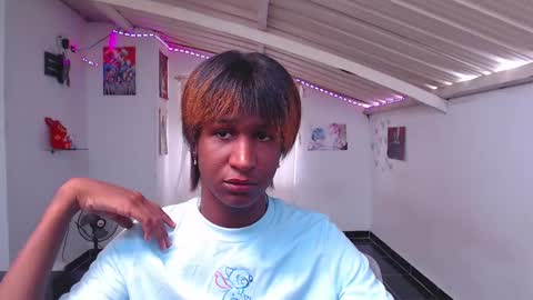 Snapshot of angell_dustt chatting on February 23, 4:13 pm Danielle online show from February 23, 4:13 pm