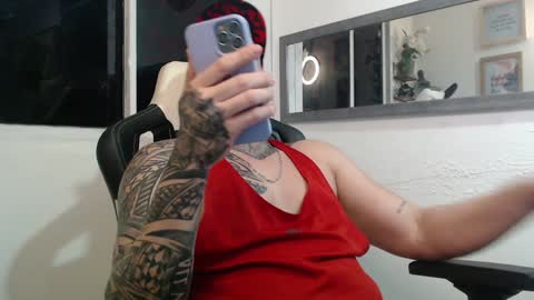 Snapshot of angellatino0 chatting on December 11, 4:39 am angellatino0 online show from December 11, 4:39 am