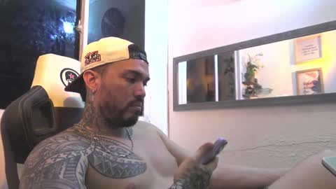 Snapshot of angellatino0 chatting on January 4, 5:58 am angellatino0 online show from January 4, 5:58 am