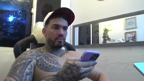 Snapshot of angellatino0 chatting on January 20, 4:54 am angellatino0 online show from January 20, 4:54 am