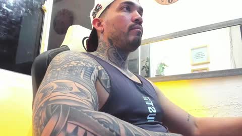 Snapshot of angellatino0 chatting on February 3, 12:58 am angellatino0 online show from February 3, 12:58 am