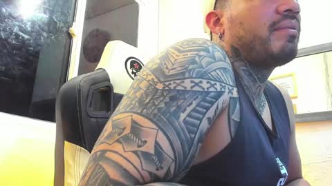 Snapshot of angellatino0 chatting on February 3, 7:29 am angellatino0 online show from February 3, 7:29 am