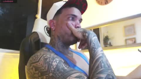 Snapshot of angellatino0 chatting on March 6, 7:03 am angellatino0 online show from March 6, 7:03 am