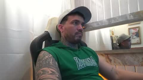 Snapshot of angellatino0 chatting on September 27, 7:46 am angellatino0 online show from September 27, 7:46 am