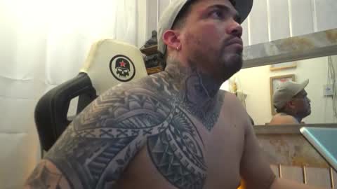 Snapshot of angellatino0 chatting on October 18, 4:59 am angellatino0 online show from October 18, 4:59 am