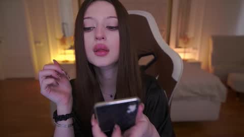 Snapshot of angellblush chatting on February 17, 10:45 am AngelBlush online show from February 17, 10:45 am