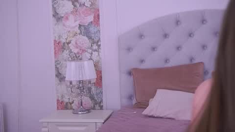 Snapshot of angellblush chatting on February 22, 6:06 pm AngelBlush online show from February 22, 6:06 pm