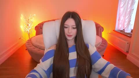 Snapshot of angellblush chatting on February 26, 7:18 am AngelBlush online show from February 26, 7:18 am