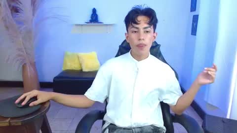 Snapshot of angelocum18 chatting on July 29, 3:54 pm Angelo online show from July 29, 3:54 pm