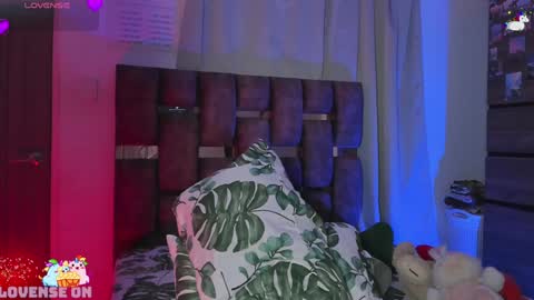 Angelo I work from home this is my room  online show from January 26, 8:13 pm