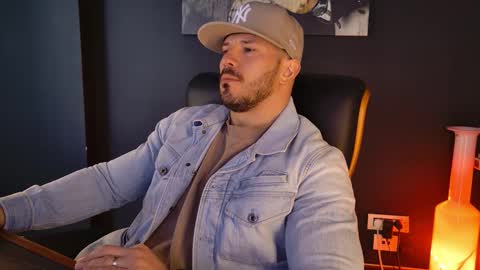 BlackWolf online show from March 21, 9:58 am