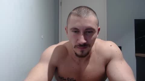  ------- SEX SHOW WITH GUYS AND GIRLS  MUSCLE SHOW online show from February 6, 7:51 pm