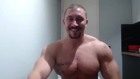  ------- SEX SHOW WITH GUYS AND GIRLS  MUSCLE SHOW online show from November 3, 4:41 pm
