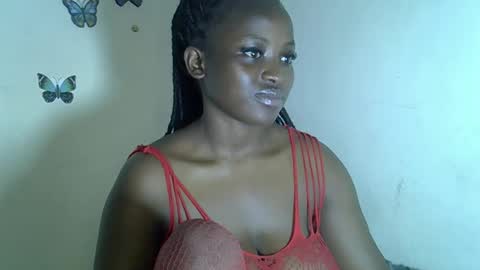 Snapshot of angelofsweetness chatting on December 14, 4:56 pm angelofsweetness online show from December 14, 4:56 pm