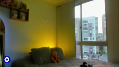 Snapshot of angelpeach_ chatting on January 19, 1:59 pm Angel online show from January 19, 1:59 pm