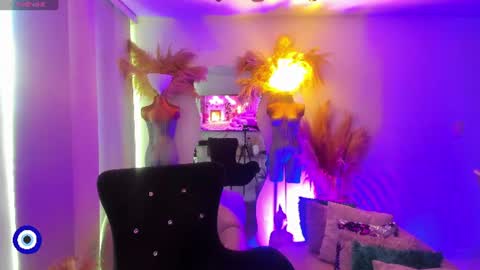 Snapshot of angelpeach_ chatting on June 19, 2:21 pm Angel online show from June 19, 2:21 pm