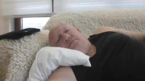 Snapshot of angelps1960 chatting on February 10, 6:39 am angelps1960 online show from February 10, 6:39 am