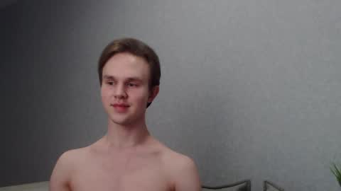 Angel online show from February 20, 9:31 pm