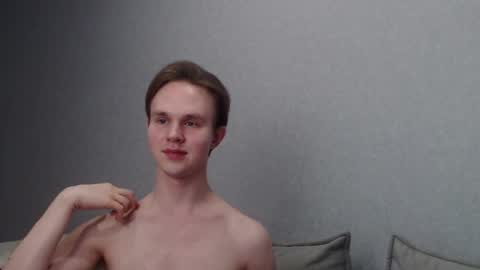 Angel online show from March 1, 9:48 pm