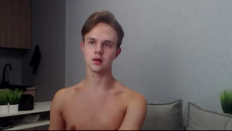 Angel online show from September 27, 10:31 am